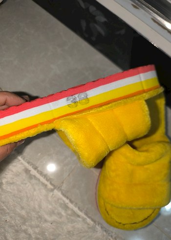 Yüksek Taban Peluş Ev Terligi - Görsel 3