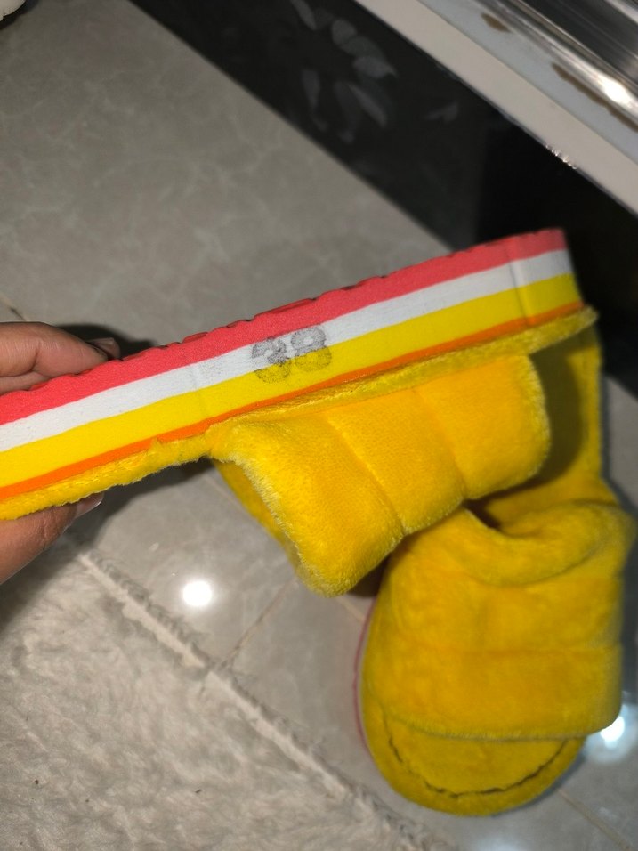 Yüksek Taban Peluş Ev Terligi - Görsel 3