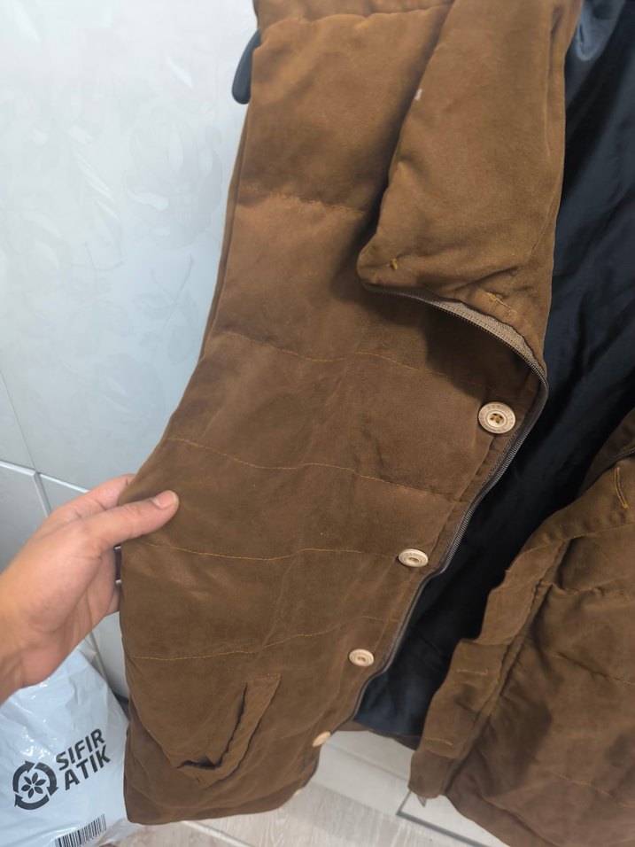 Erkek Kahverengi Düğmeli Ve Fermuarlı Yelek - Görsel 3