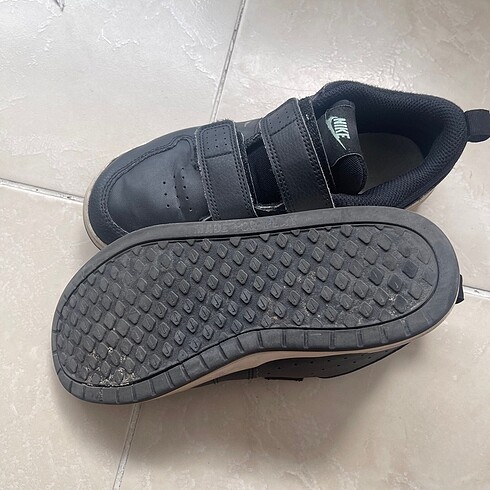34 Beden Nike çocuk ayakkabı