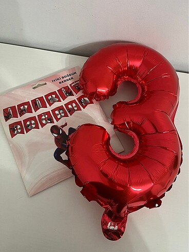 Spiderman balon ve flama