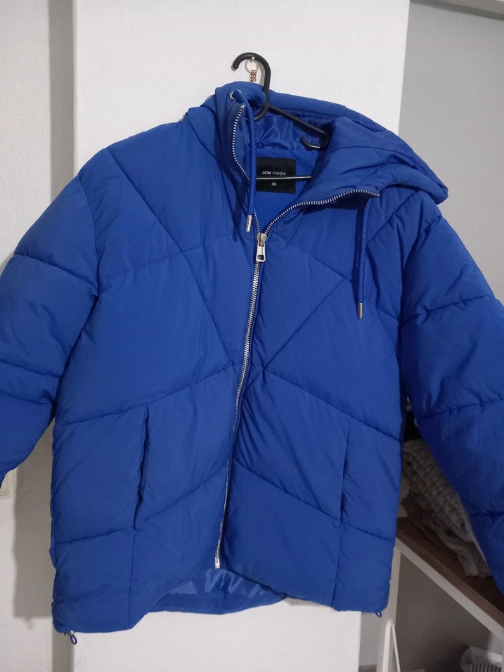 Mavi Kadın Kapüşonlu Kış Montu - Görsel 2