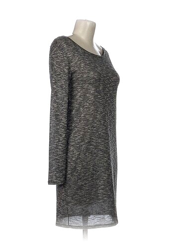 H&M H&M Kısa Elbise %70 İndirimli.