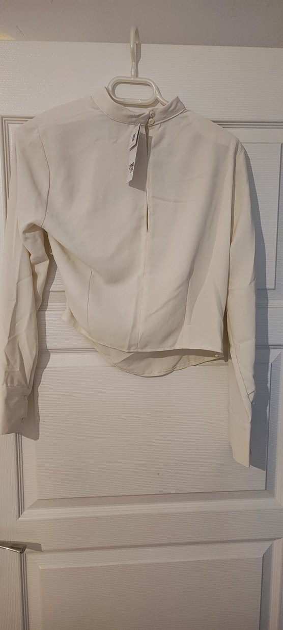 Kadın Beyaz Drapeli Uzun Kollu Bluz - Görsel 2