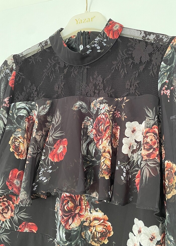 Şifon ve Dantel Detaylı Elbise - Görsel 2