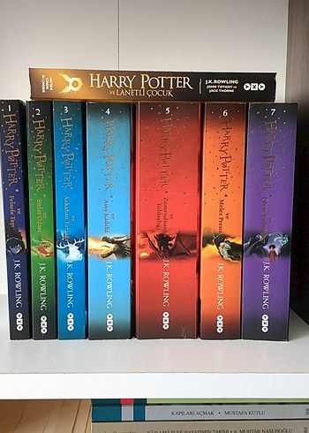 Harry Potter Serisi 8 Kitap