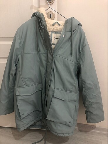 Pull and Bear Kadın genç mont