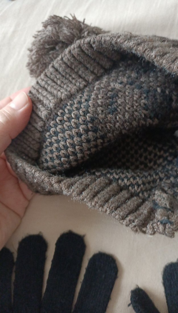 Gri Nakışlı Erkek Triko Bere ve Eldiven Seti - Görsel 4