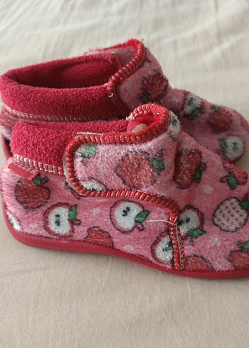 Kız Çocuk Pembe Nakışlı Sıcak Ev Terliği - Görsel 2