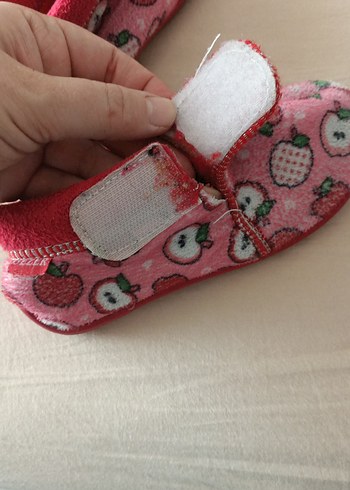 Kız Çocuk Pembe Nakışlı Sıcak Ev Terliği - Görsel 4