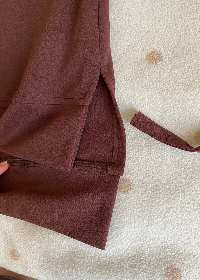 KAHVERENGİ TAKIM - Görsel 4