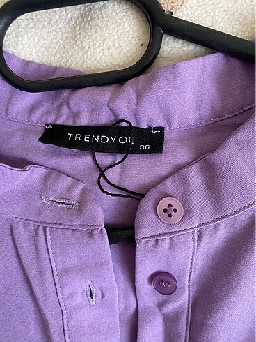 MOR KOLLARI BÜZGÜLÜ GÖMLEK - Görsel 3