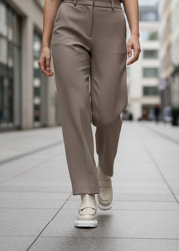 Siyah Deri Tokalı Kadın Botu - Görsel 5