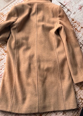 Düğmeli Boğazlı Camel Kaban - Görsel 4