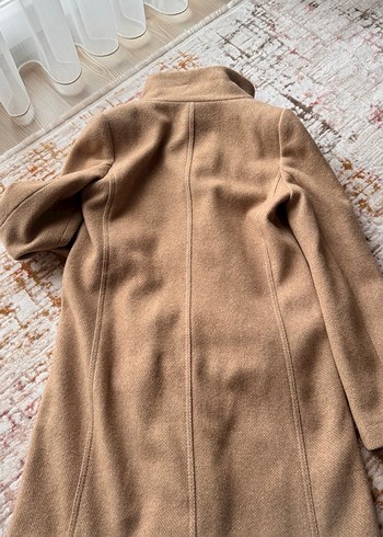 Düğmeli Boğazlı Camel Kaban - Görsel 5