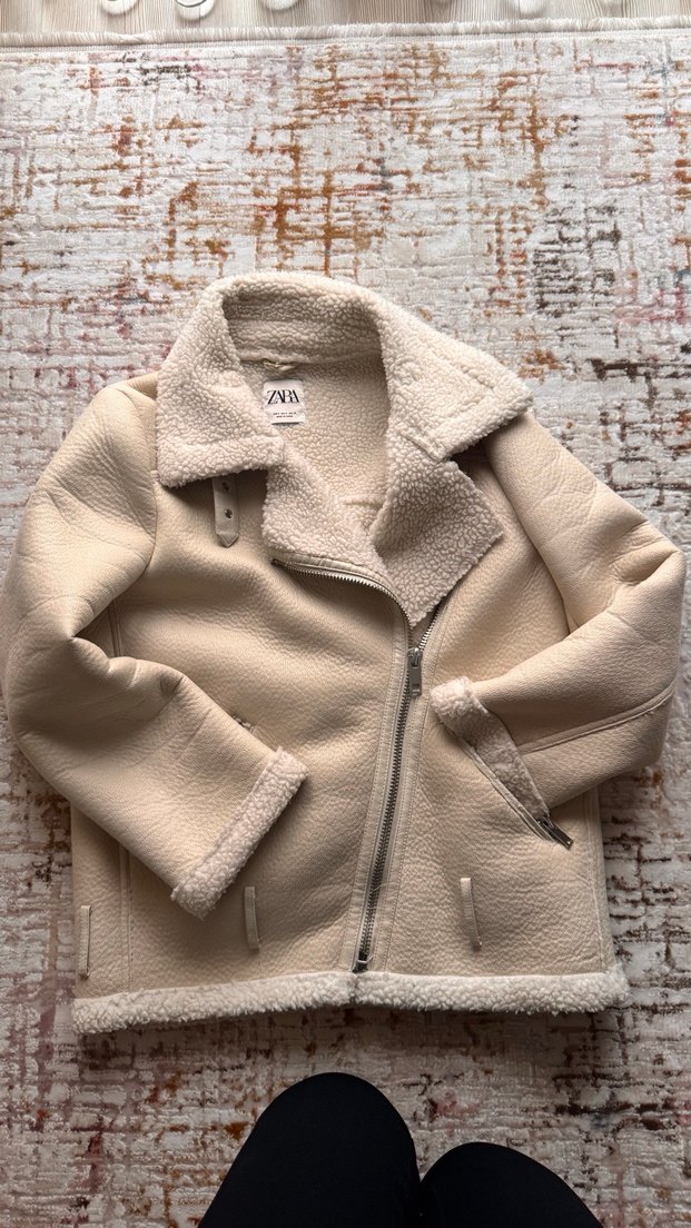 Sokak Stili Bej Kürklü Kadın Ceket - Görsel 2