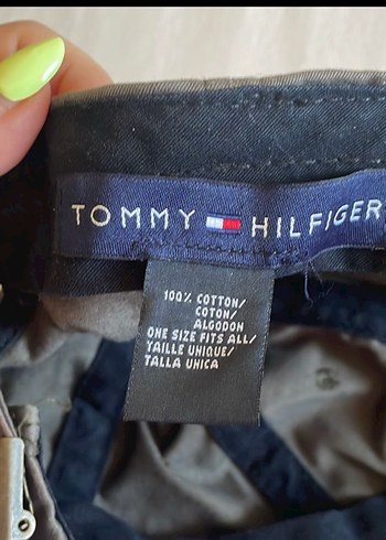Tommy Hilfiger şapka - Görsel 4