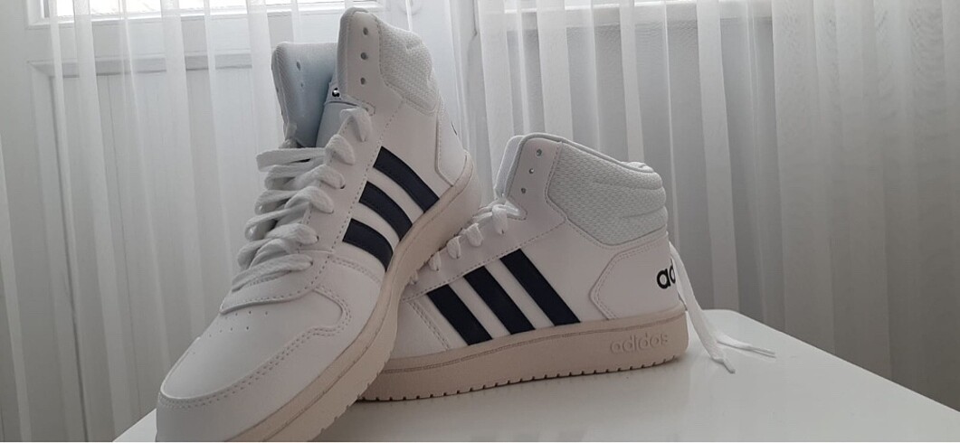 39.5 Beden Orjinal Adidas ayakkabı