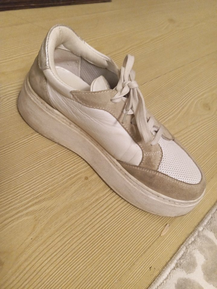 Gri Yıldız Detaylı Beyaz Platform Spor Ayakkabı - Görsel 3