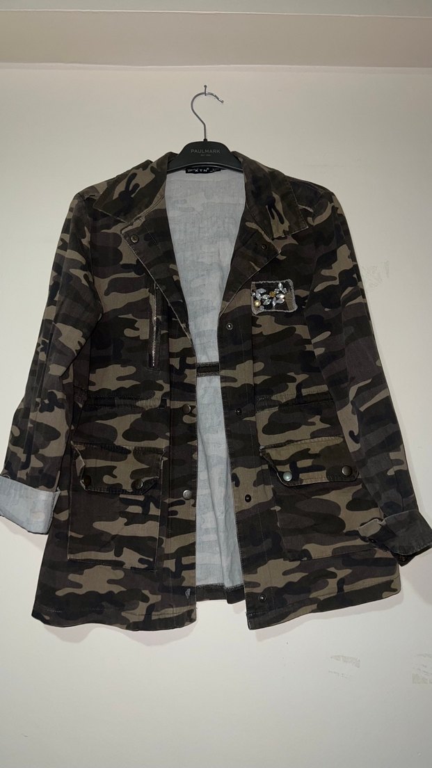 Düğmeli Kamuflaj Kadın Ceket - Görsel 4