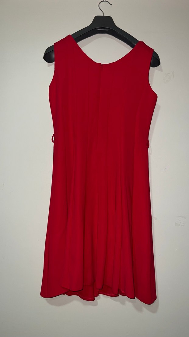 Kırmızı Pilili Midi Kadın Elbise - Görsel 2