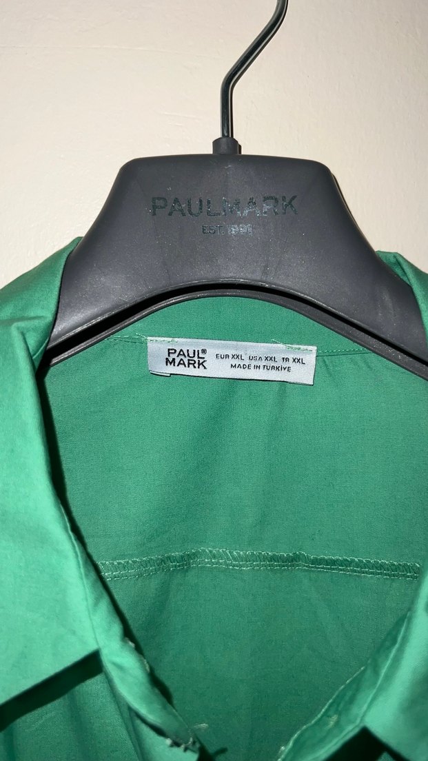 Düğmeli Yeşil Saten Kadın Gömlek - Görsel 2