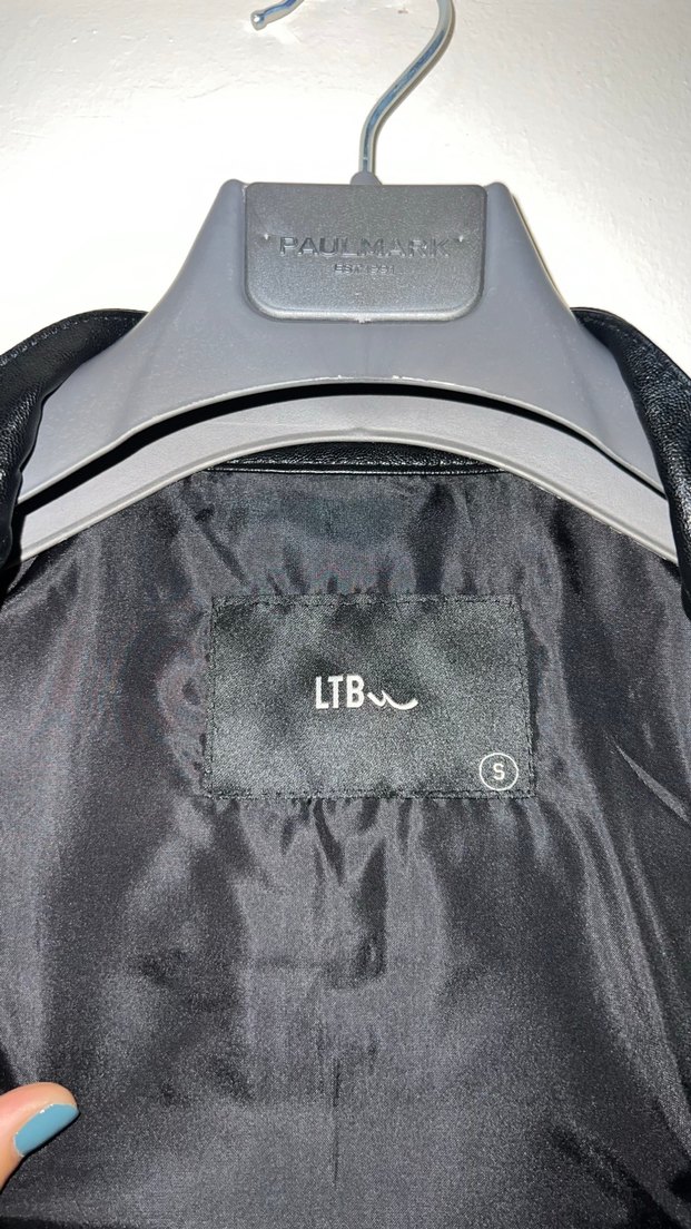 Siyah Deri Biker Ceket Fermuarlı - Görsel 3