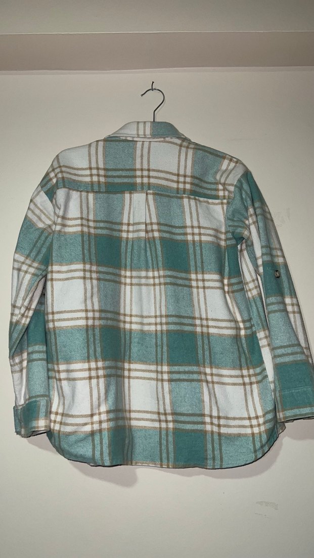 Düğmeli Uzun Kollu Kadın Gömlek - Görsel 3