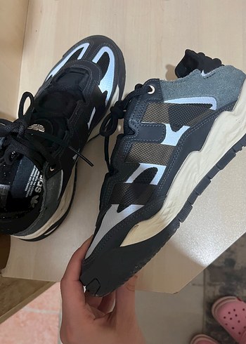 38 Beden siyah Renk Adidas Spor Ayakkabı