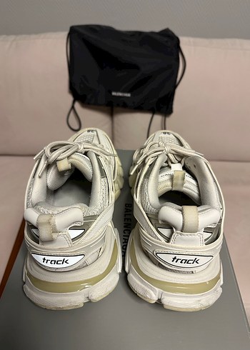 Balenciaga Beyaz Bağcıklı Spor Stiletto Sneakers - Görsel 2
