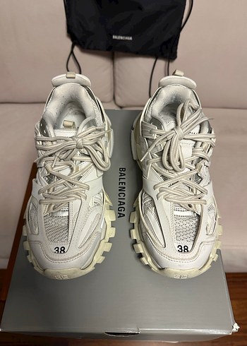 Balenciaga 37