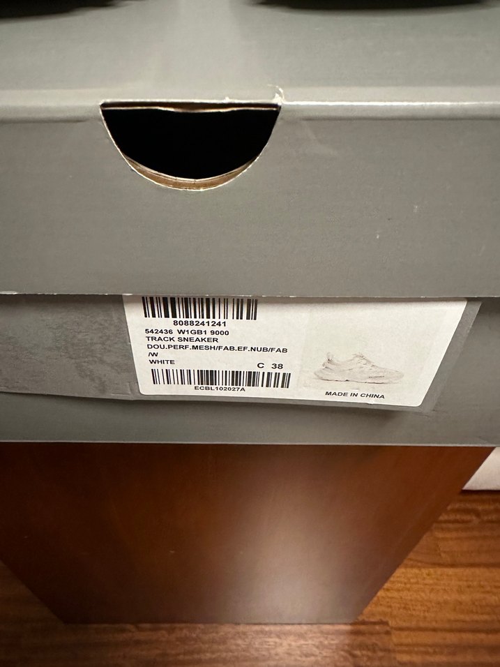 Balenciaga Beyaz Bağcıklı Spor Stiletto Sneakers - Görsel 5