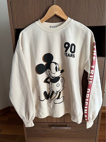 Stradivarus Sweatshirt