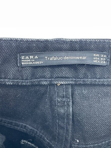 36 Beden siyah Renk Zara Jean / Kot %70 İndirimli.