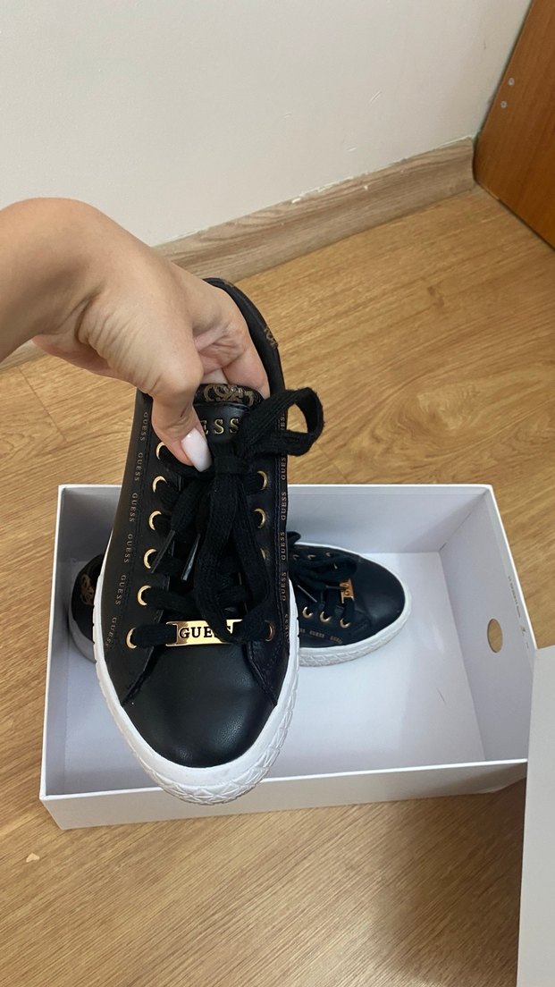 Guess Spor Ayakkabı - Görsel 5