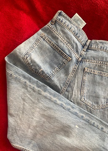 Zara 
Kadın Mavi Denim Midi Boy Jean - Görsel 5