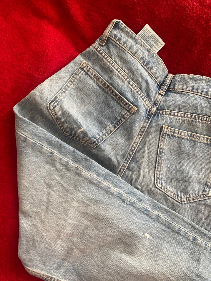 Zara 
Kadın Mavi Denim Midi Boy Jean - Görsel 5