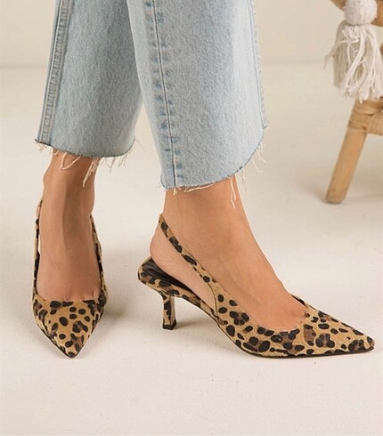 Diğer Leopar stiletto