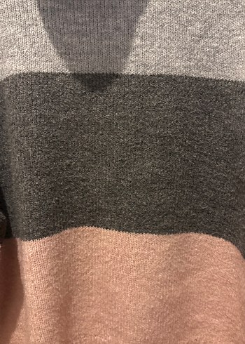 Gri Pembe Çizgili Boğazlı Kadın Kazak S/M - Görsel 2