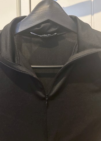 Siyah Fermuarlı Dik Yaka Çıtçıtlı Kadın Body - Görsel 3