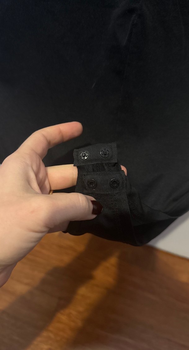 Siyah Fermuarlı Dik Yaka Çıtçıtlı Kadın Body - Görsel 5