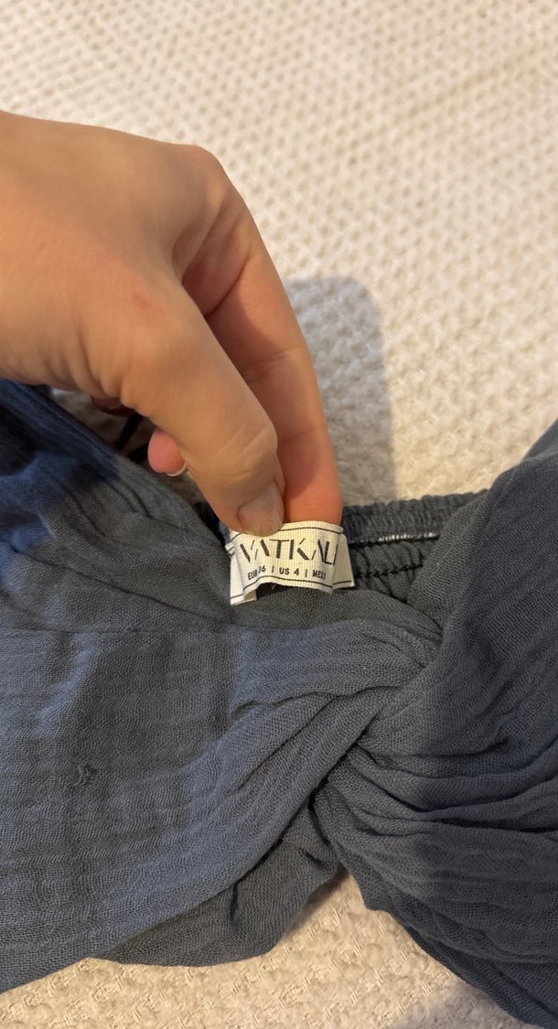 Vatkalı Arkası Büzgülü Antrasit Büstiyer - Görsel 2