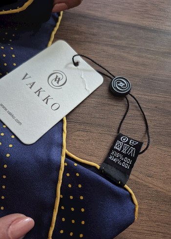 Vakko Lacivert  ipek mendil - Görsel 5