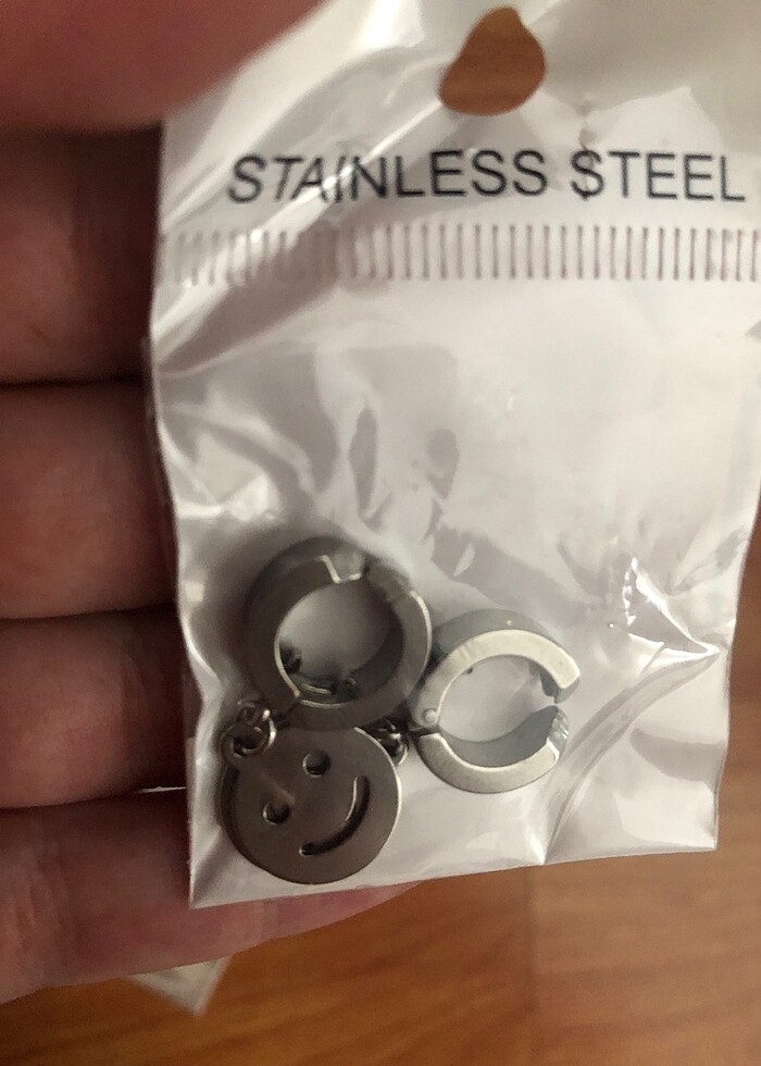 Kıstırmalı çelik küpeler - Görsel 2