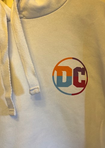 Kadın Beyaz Kapüşonlu DC Baskılı Sweatshirt - Görsel 2
