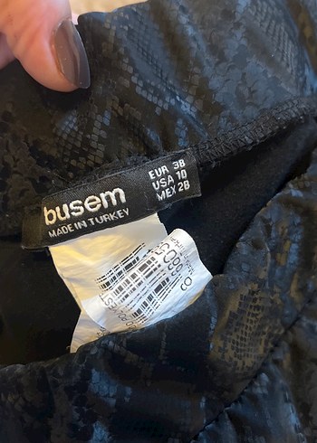 Kadın Siyah Yılan Desenli Peluş Detaylı Tayt - Görsel 4