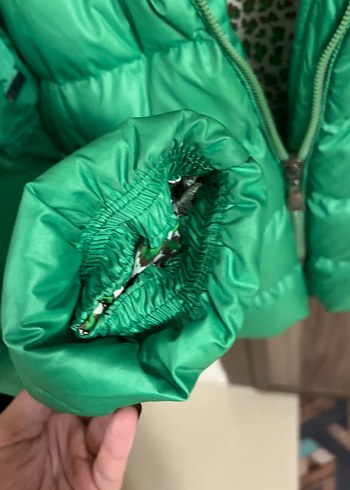 Kadın Parlak Yeşil Fermuarlı Kış Montu - Görsel 4