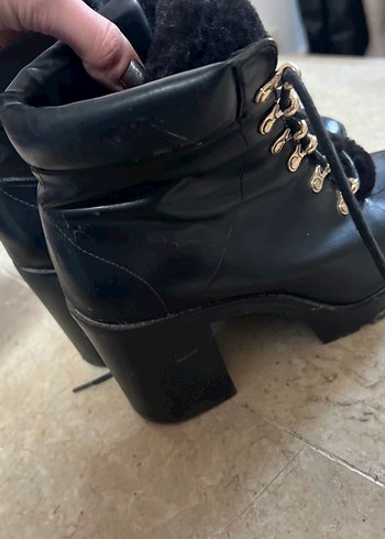 Siyah Yüksek Topuklu Kadın Deri Botlar - Görsel 2