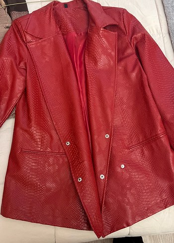 Kırmızı çeket kendinden desenli - Görsel 3