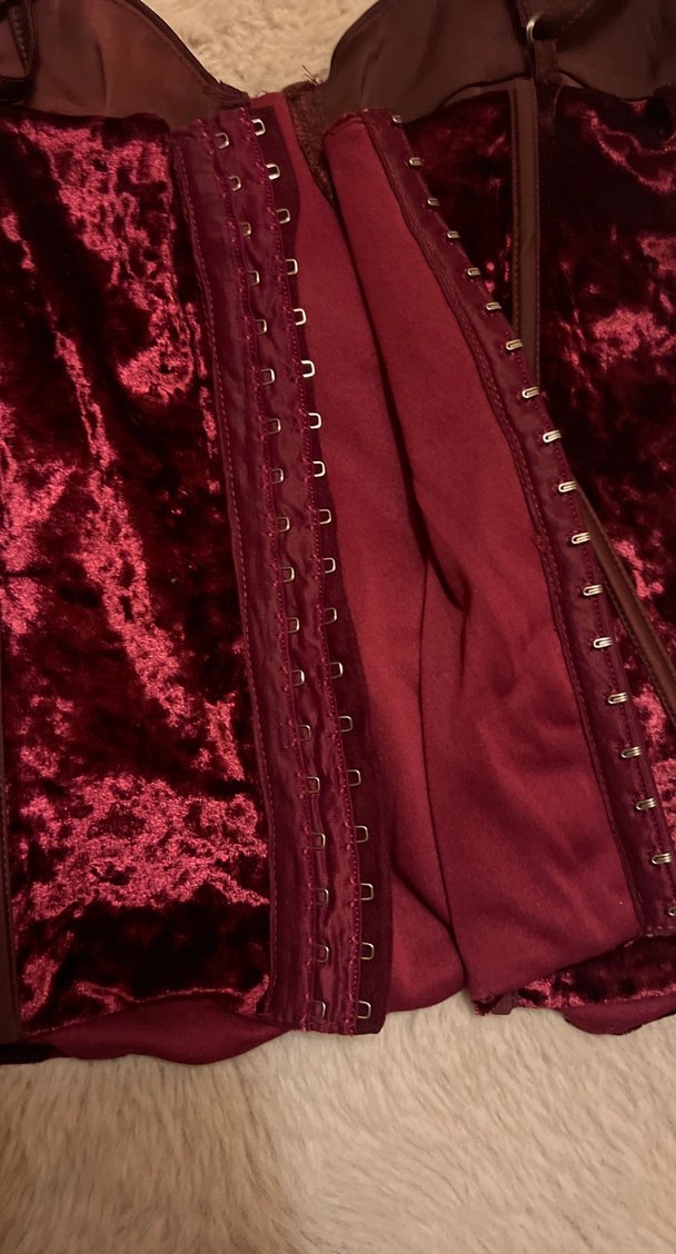 Bordo Kadife Straplez Bustiyer sadece bir defa kullanıldı - Görsel 4